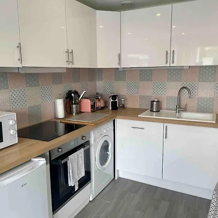 Mon Boudoir En Bord De *